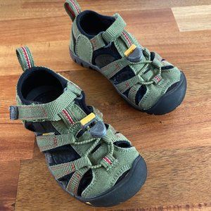 Keen Toddler size 9 Shoes